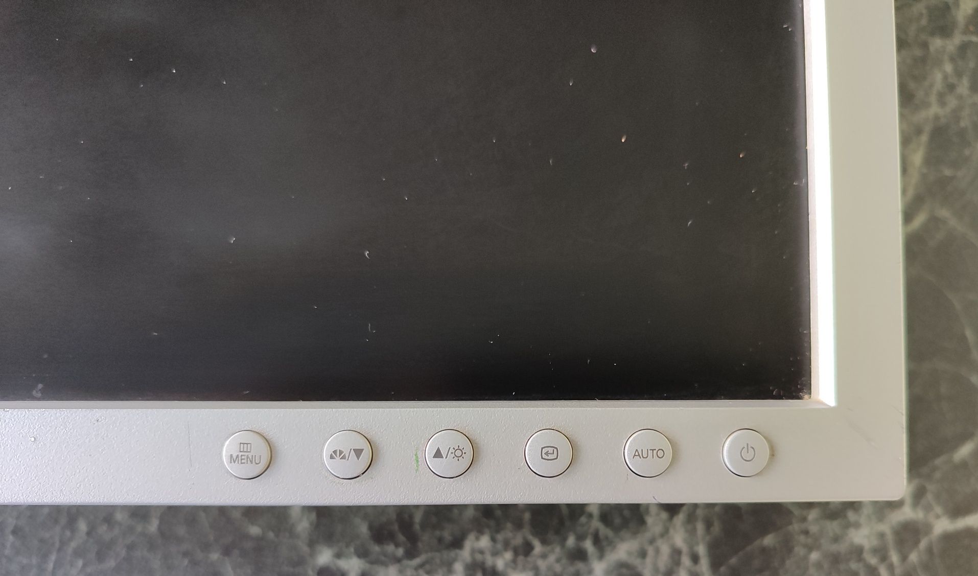 Монітор SAMSUNG продам.