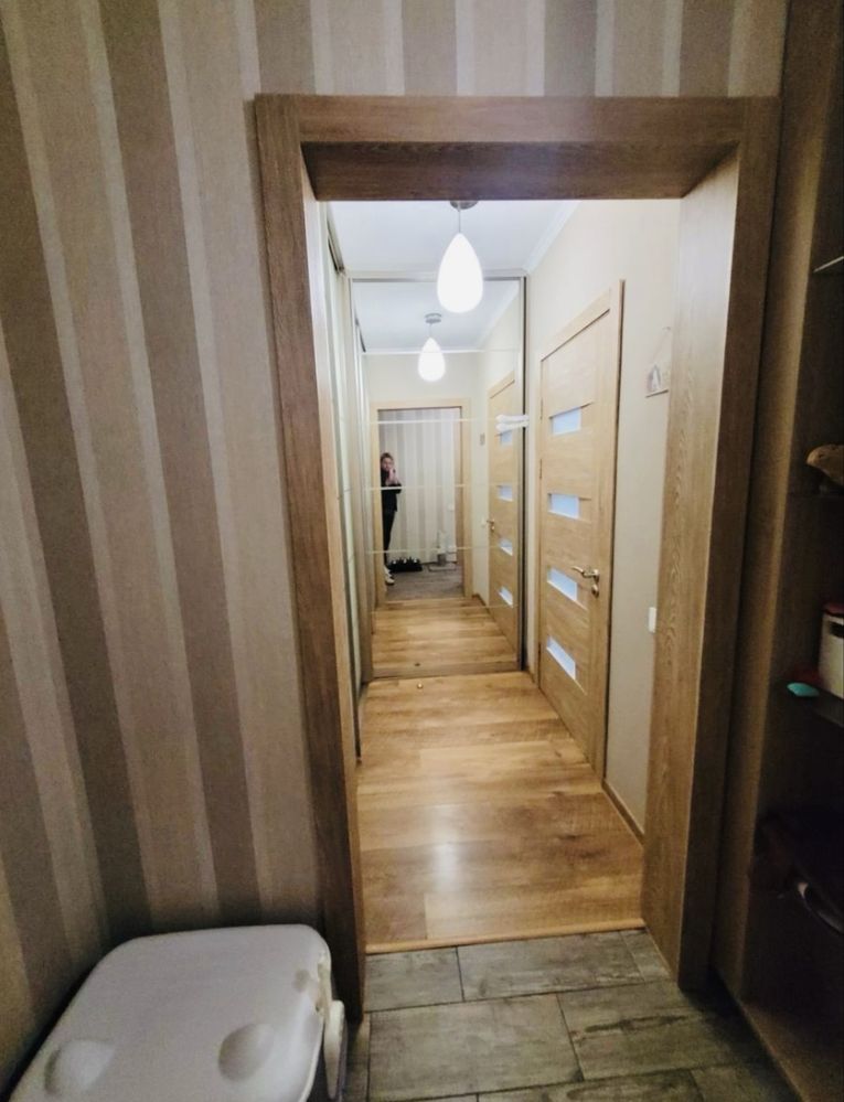 Метро Позняки, Осокорки вул.Урлівська