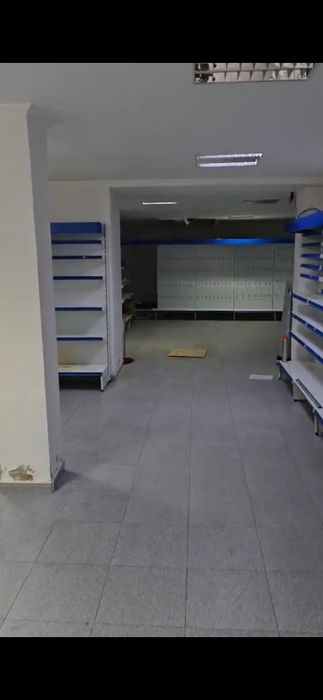 Arrendase loja baixa de banheira