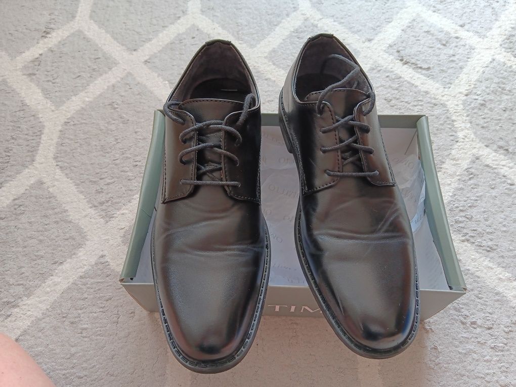 Buty wizytowe dla chłopca rozmiar 39