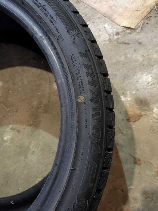 Triangle pl02 245/40 r18