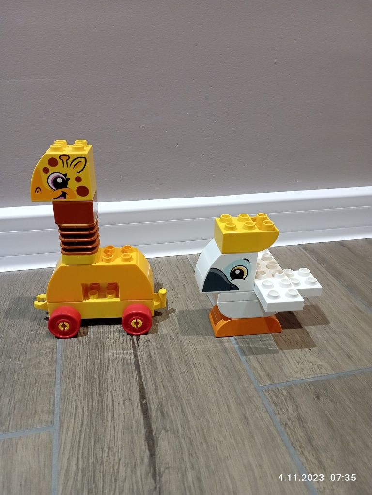 Lego Duplo pociąg ze zwierzątkami+ ptaszek