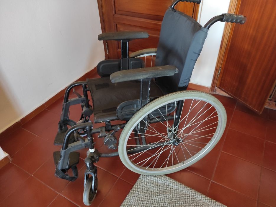 Doação - cadeira de rodas Ortobras