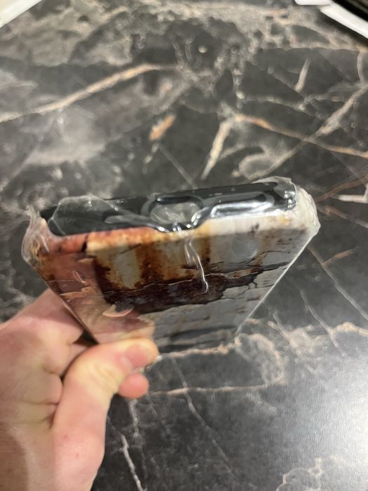 Чохол на IPhone 13