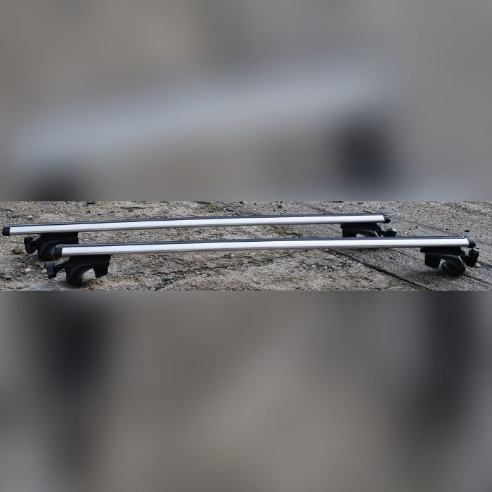 Thule, aluminiowy bagażnik dachowy,typ Aero, do mocowania na relingach