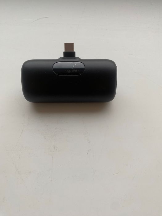 Продам компактний павербанк type-C зарядка (6000 mAh)