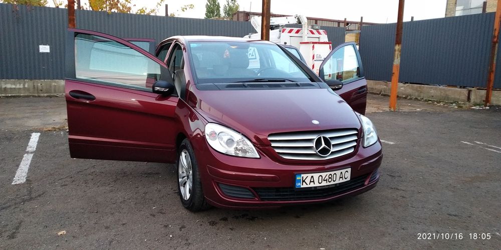 Mercedes-Benz B 180 CDI W245 Elegance. Продам. Срочно.