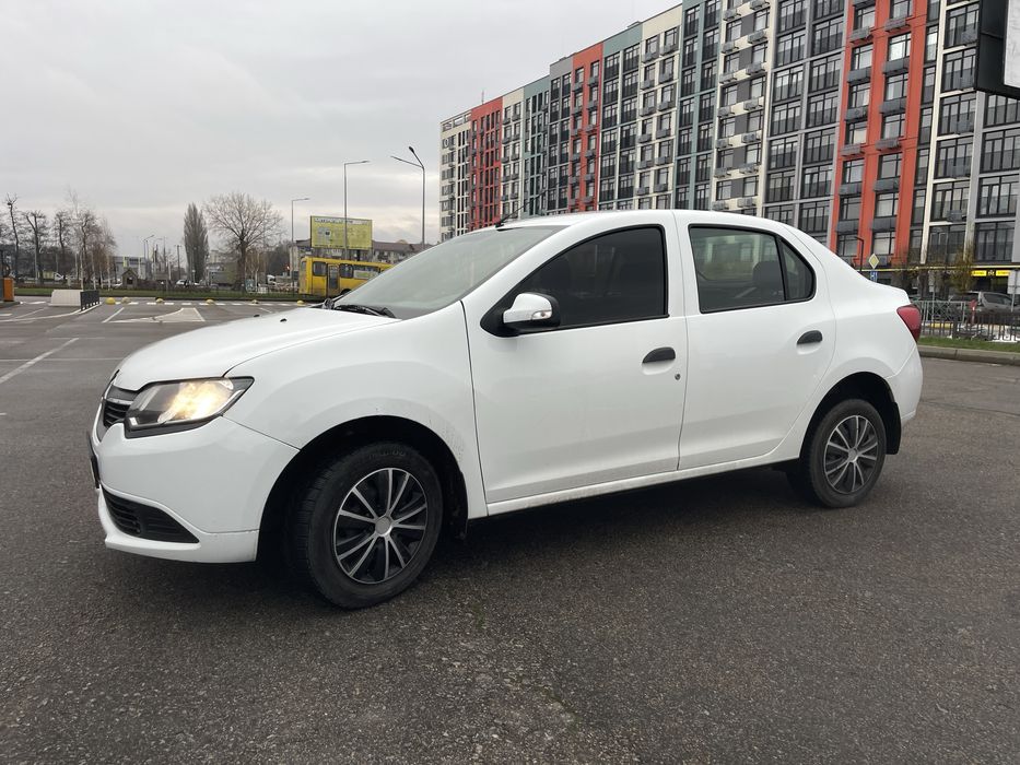 Dacia Logan 1,5 дизель 2013 рік