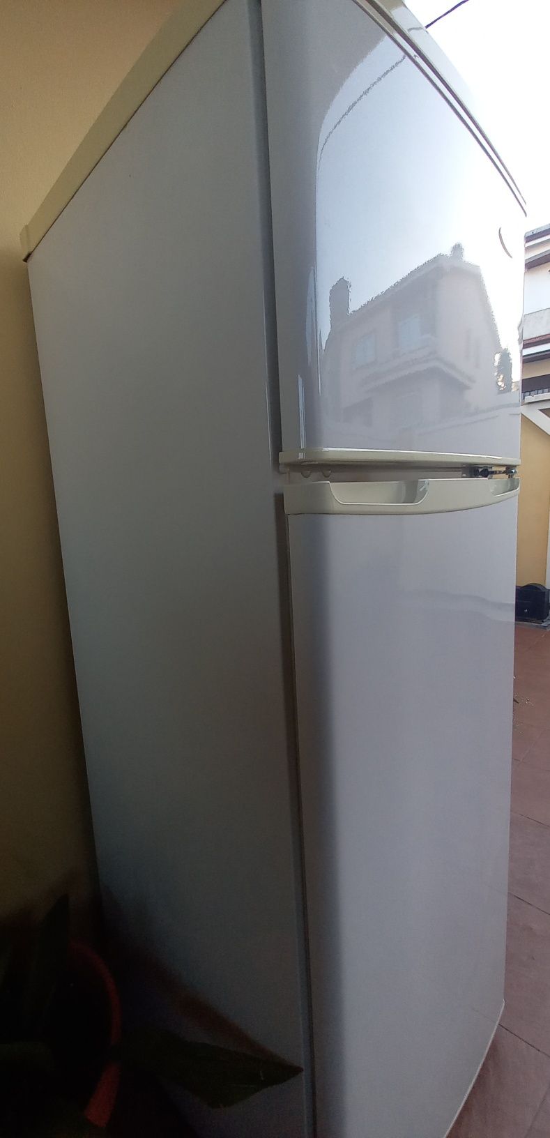 Frigorífico "Muito Bom estado"