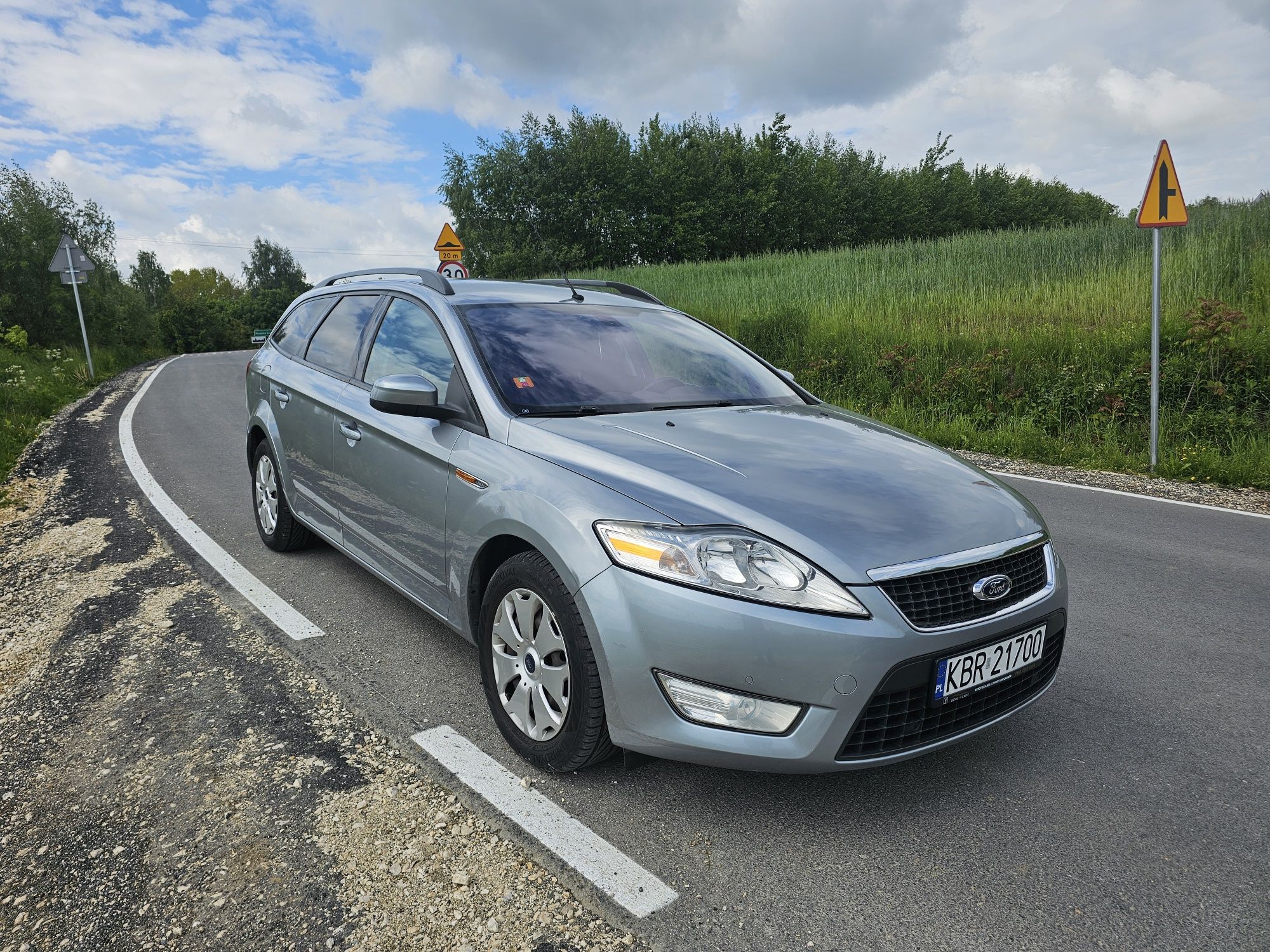 Wypożyczalnia samochodów Kingcars