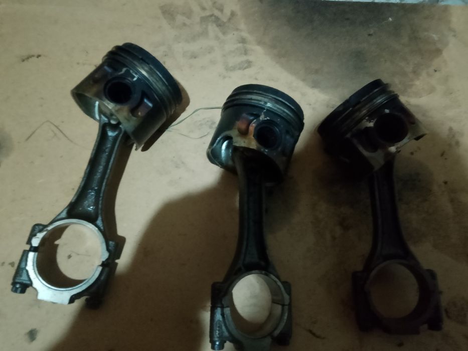 Поршень шатун skoda octavia a5 1.9 TDi bls