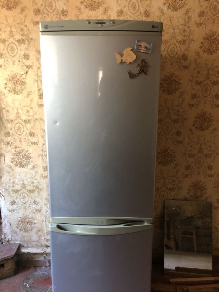 Продам холодильник LG GR-N380SQF