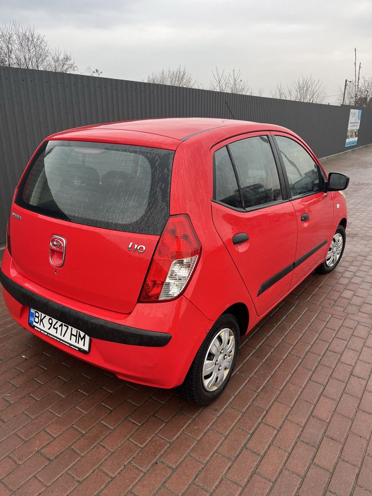 Авто Hyundai i 10