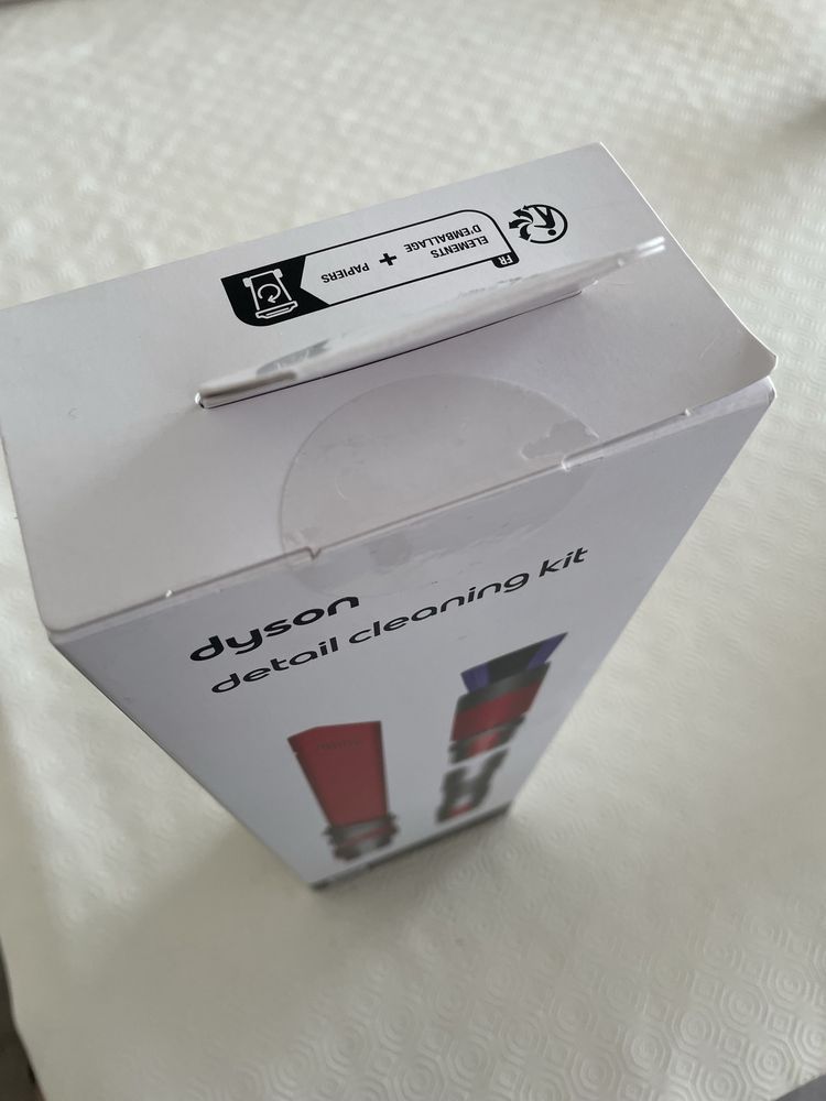 Dyson detail cleaning kit novo