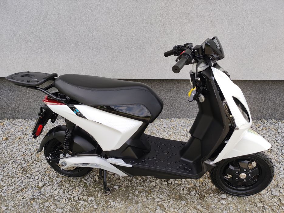 Piaggio one active 2022r pełny elektryk