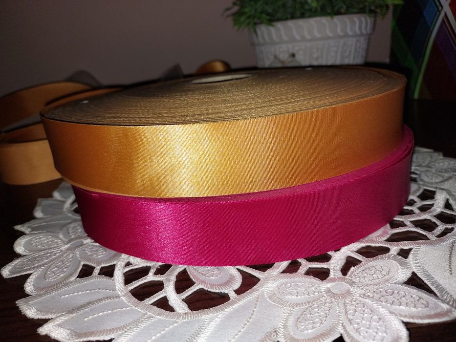 Satynowe taśmy skośne