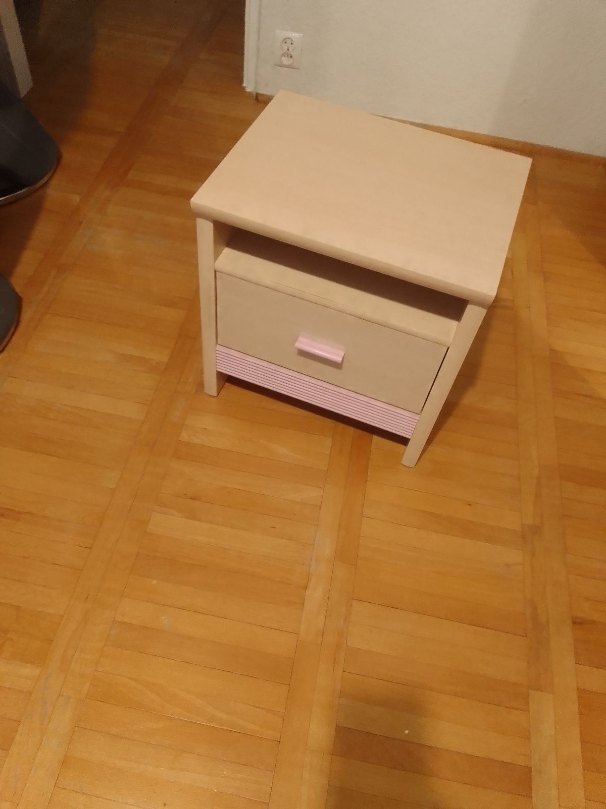 Szafka nocna Fan faro