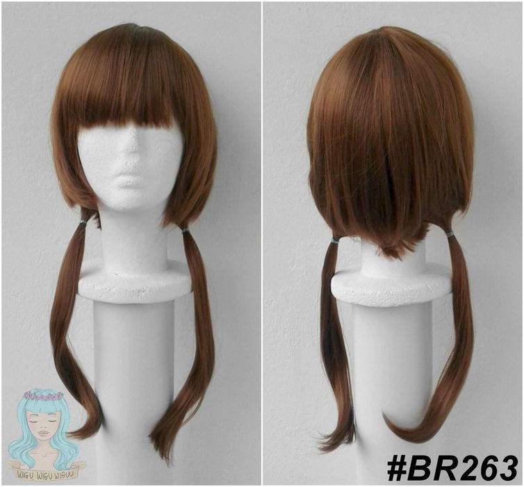 Promocja Brązowa peruka z prostą grzywką kiteczkami krótka cosplay wig