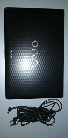 Laptop SONY Vaio z ładowarką - Windows 7, czytnik CD/DVD