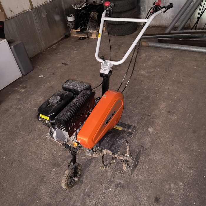 Glebogryzarka oleo-mac