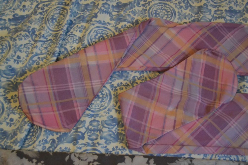 Mocne rajstopy w różowo - żółtą kratkę