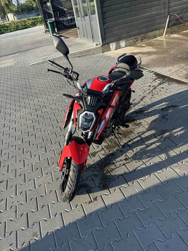 Продам мотоцикол Loncin