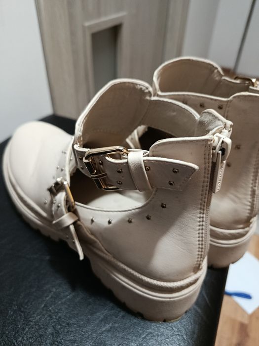 Botki damskie Jenny Fairy beżowe, roz 39