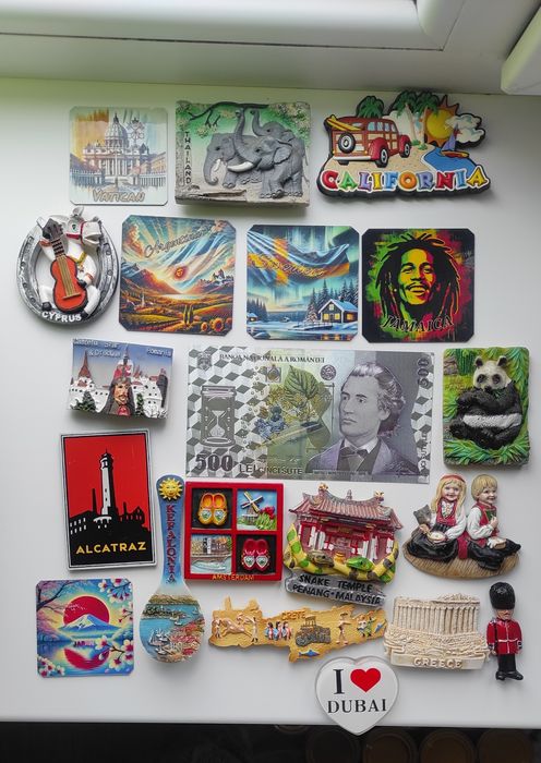 Магніти різні на холодильник магниты магнитики