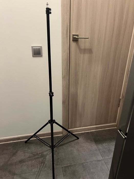 Штатив для фото/аудио аппаратуры. 130см