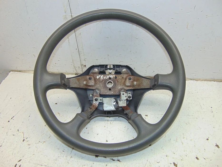 Mitsubishi space runner volante