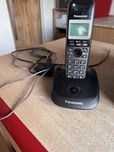 Telefon stacjonarny bezprzewodowy panasonic KX-TG2512
