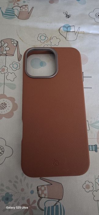 Capas iPhone 15 pro max e 16 pro max de 10 a 25 euros dúvidas mensagem