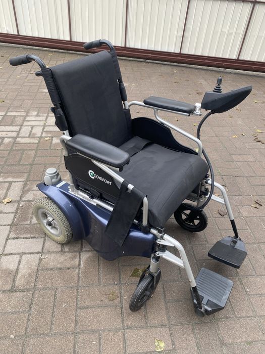 Ивалідська коляска з електропривідом