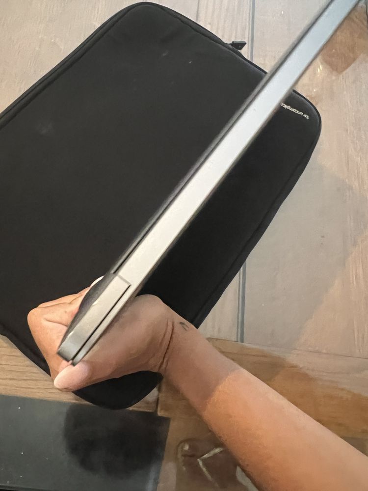 MacBook Pro 13 Polegadas M2