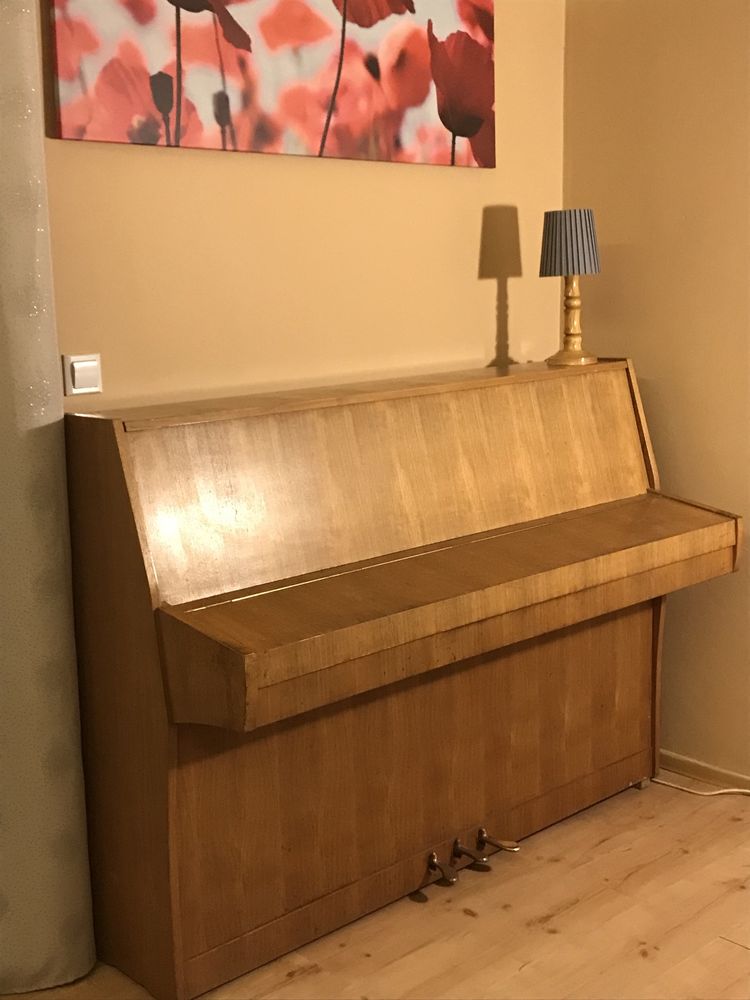 Sprzedam Pianino Calisia M-105