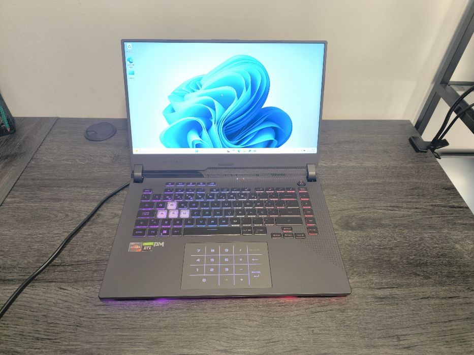 Asus Rog Strik R7 3060RTX 16 Ram 512G 3x S/ Juros