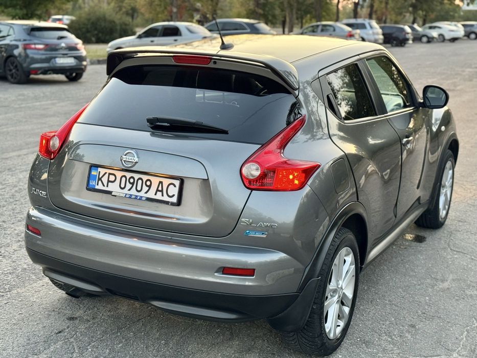 Nissan Juke 2013 1.6 Turbo SV AWD