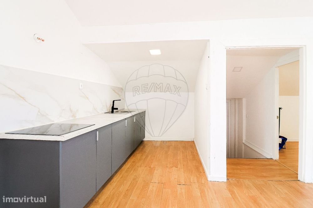 Moradia T6 para venda