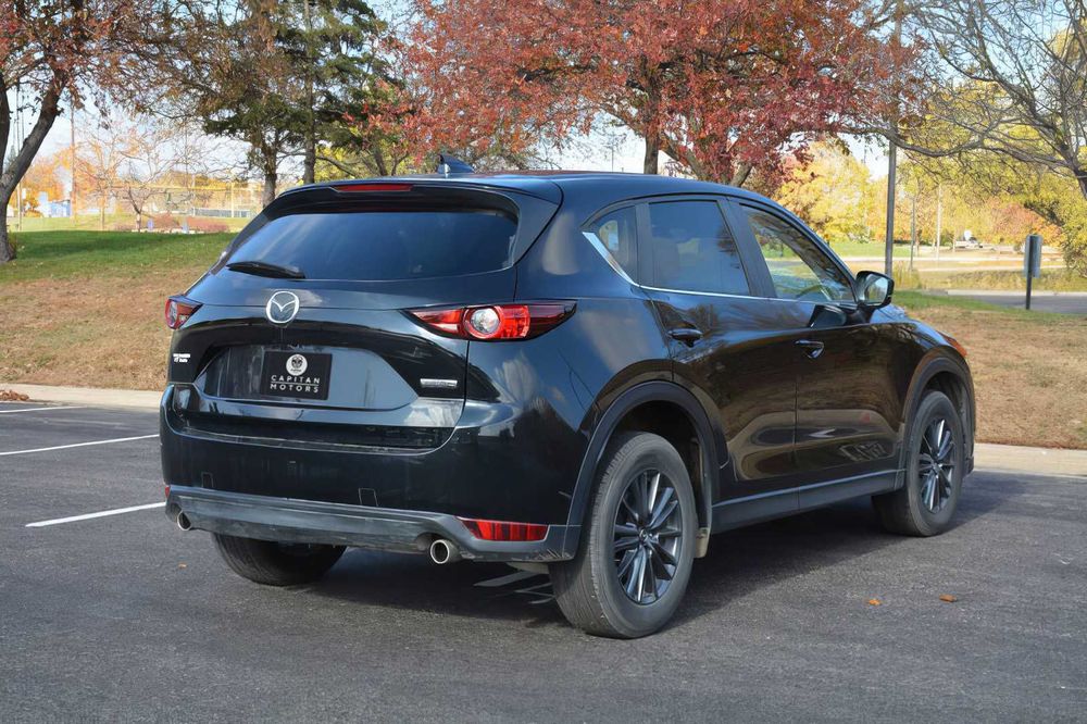 Mazda CX-5 Touring      2020