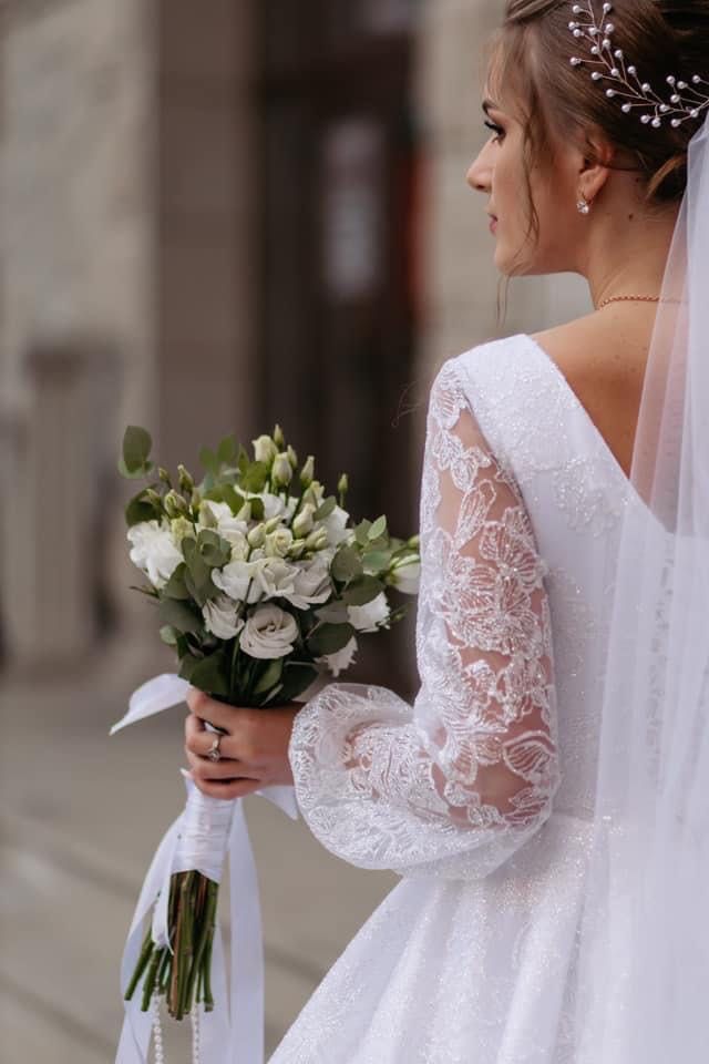 «Весільна сукня»