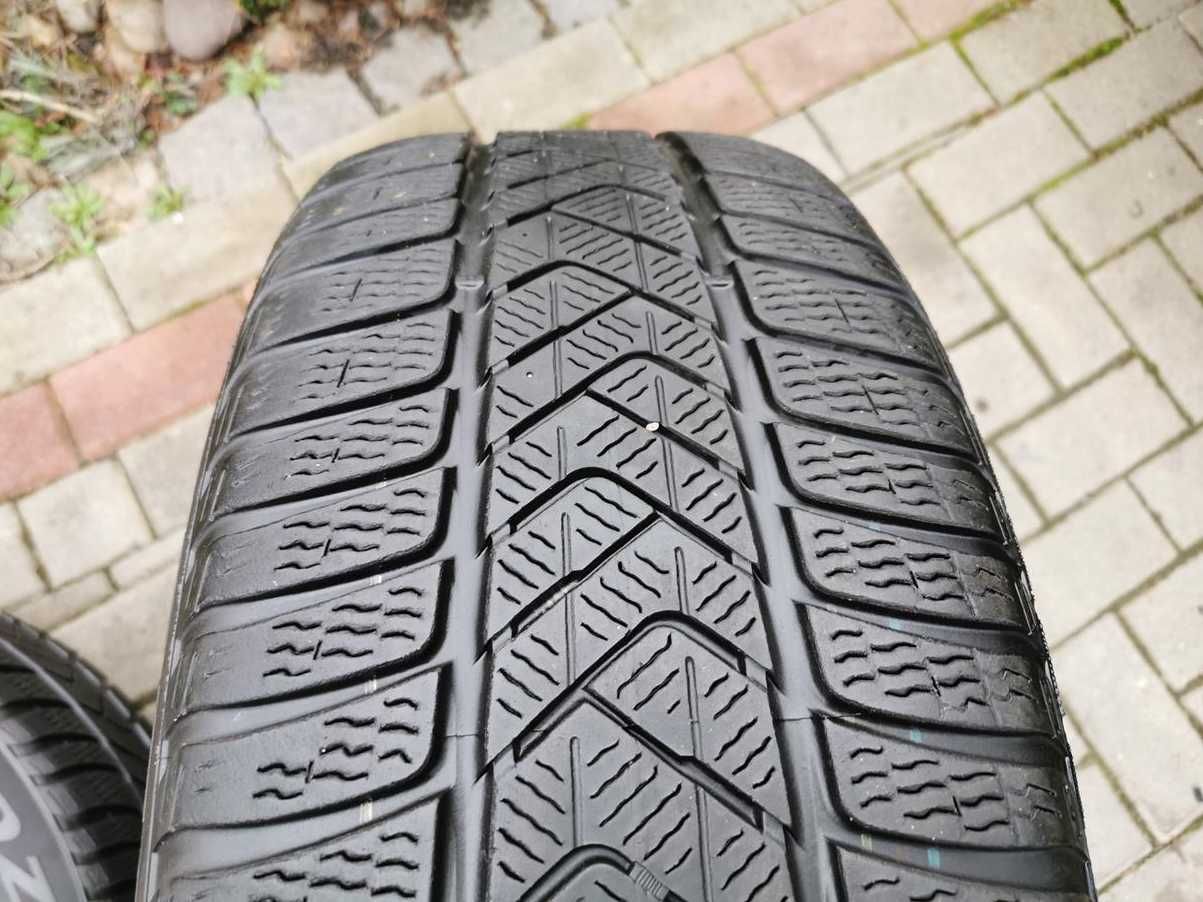 235/55 104H R18 PIRELLI Sottozero 2019r Zimowe 6m Opony SUV 4szt TANIO