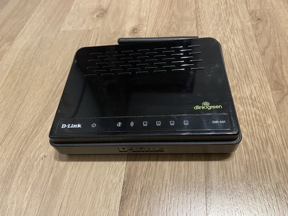 Router DLink green