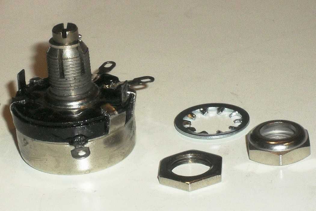 UNITRA TELPOD SP-2.2, 2 x Potencjometr obrotowy 2.2 kΩ typu A 2 W, PRL