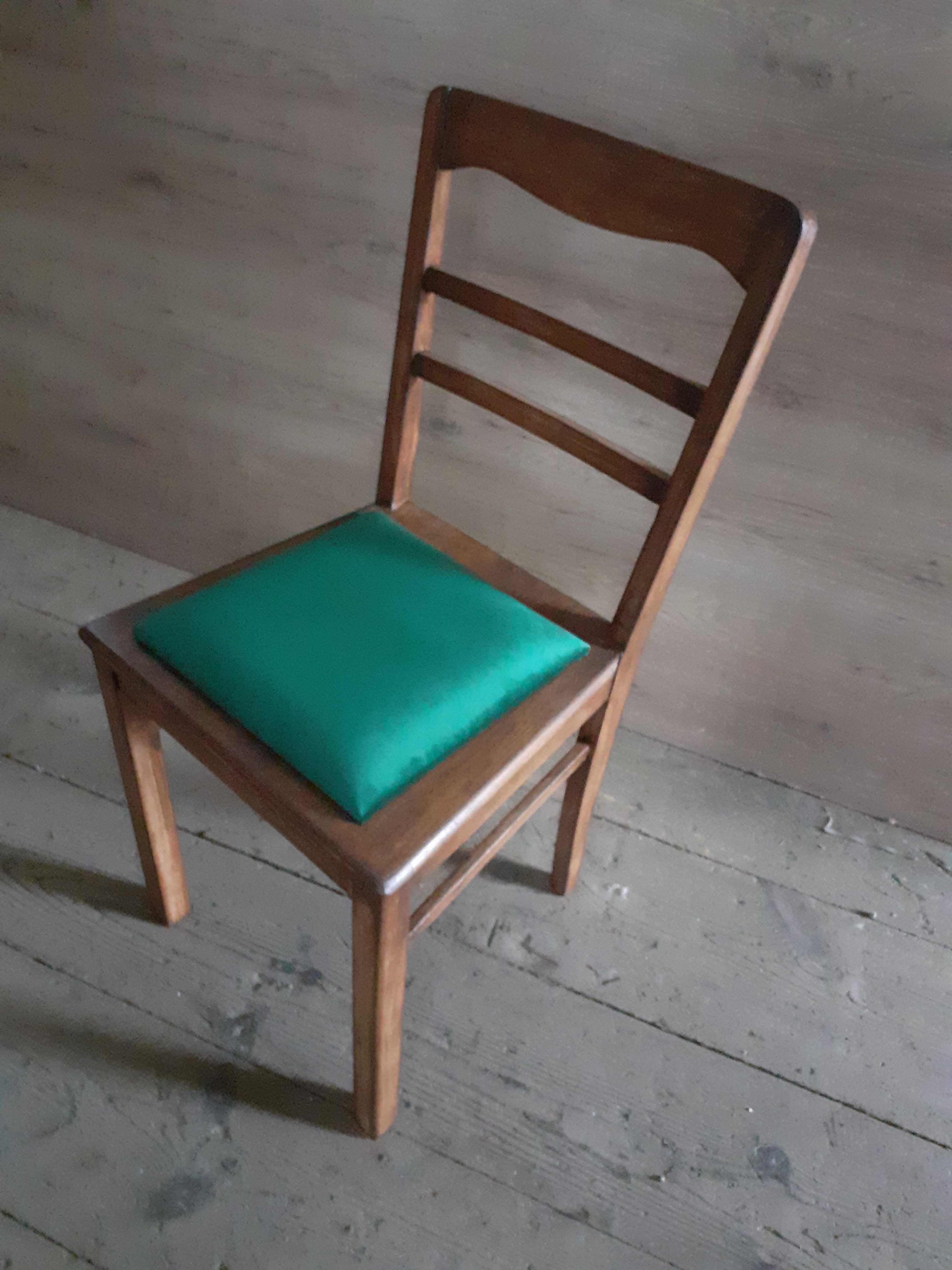 Krzesło z siedziskiem