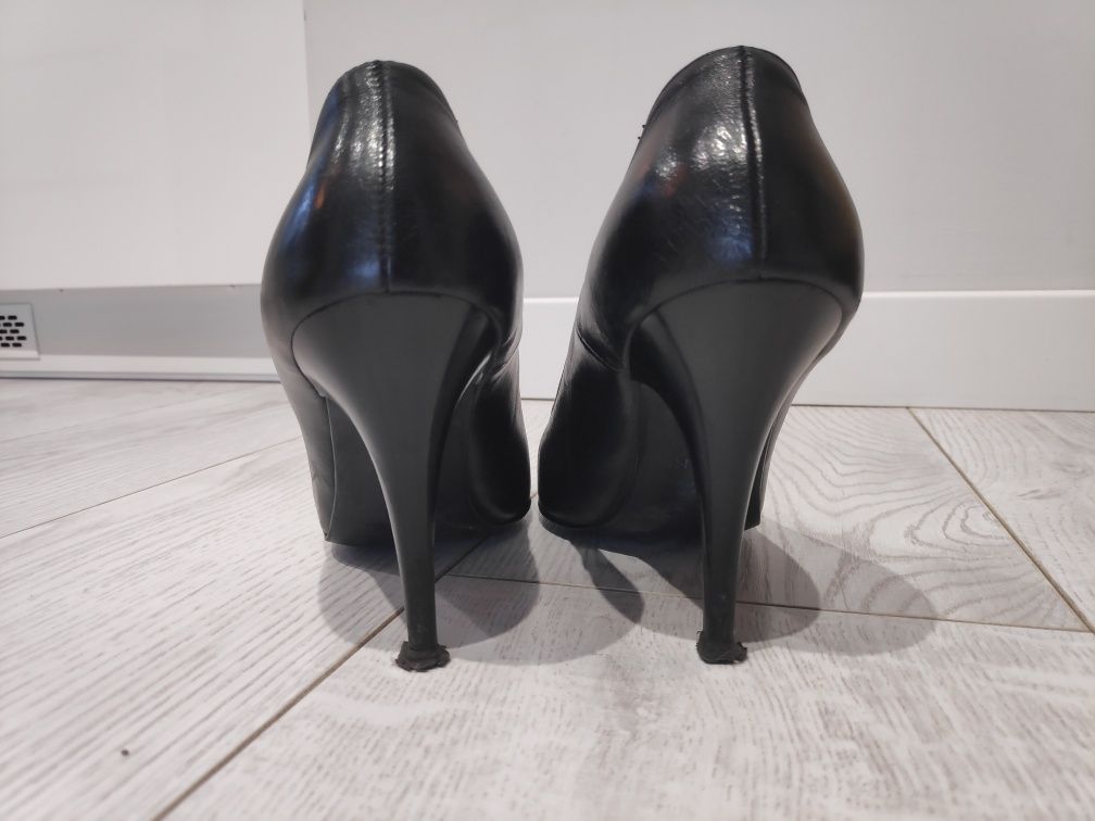 Buty szpilki czarne Ryłko 37,5