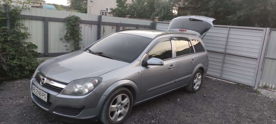 Продам астра н 2006г.