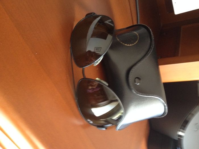 oportunidade - Oculos RAY BAN - originais ( portes incluidos )