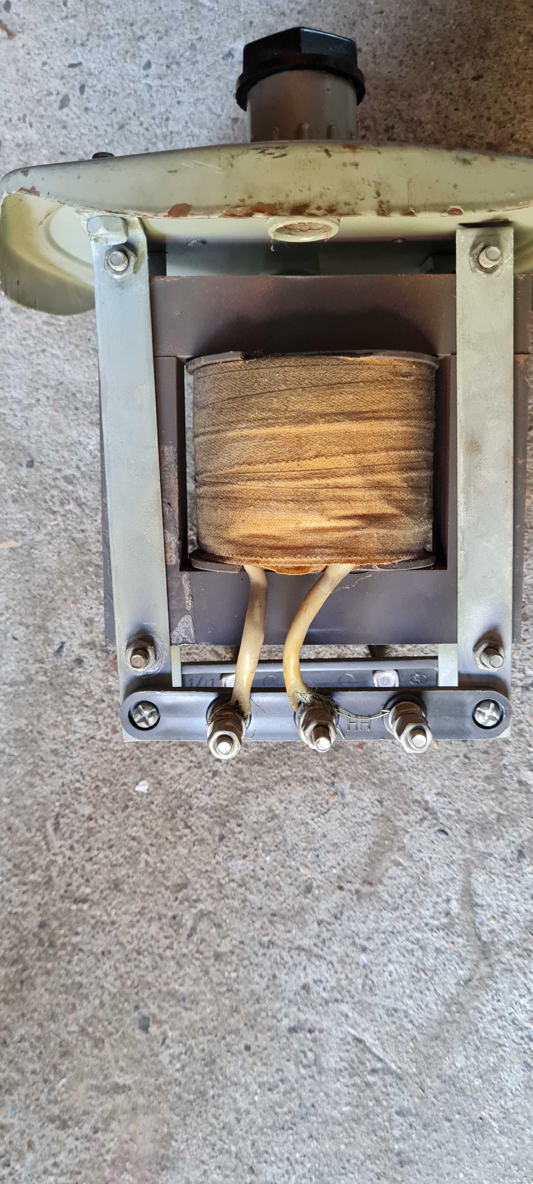 Transformator w hermetycznej obudowie  12V 0,25KVA
