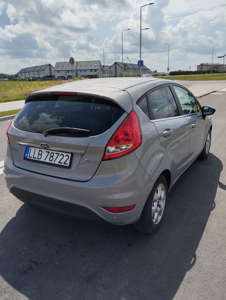 Ford Fiesta 1.6 TDCi 95KM 5 drzwiowy