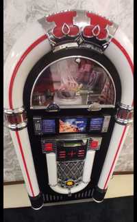 Vendo jukebox muito bonito